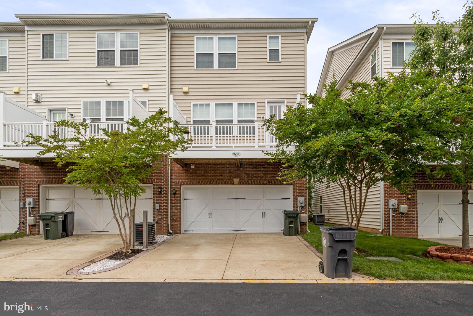 HASTINGS MARKETPLACE - Residential Lease