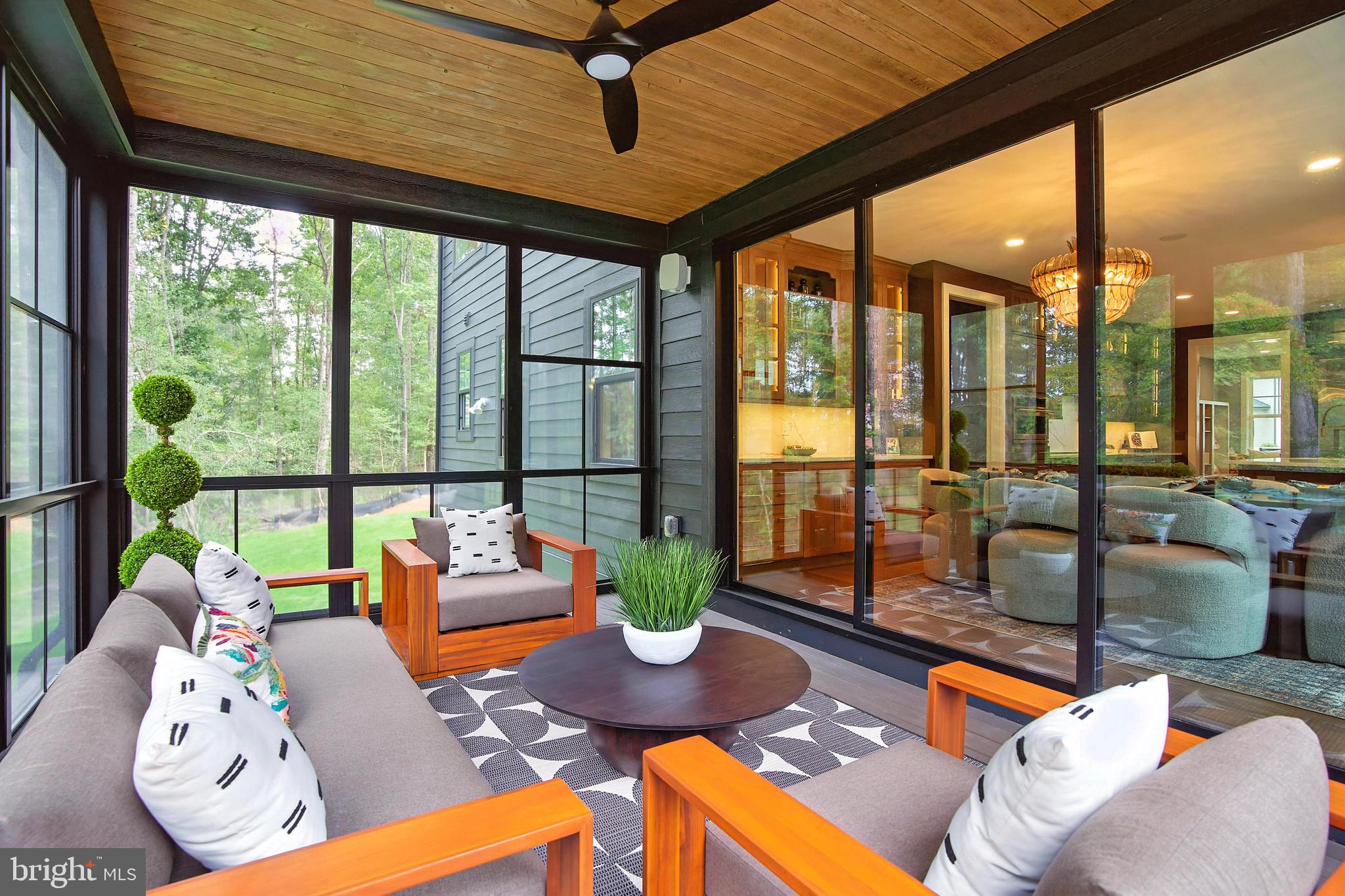 MONARCH - Residential