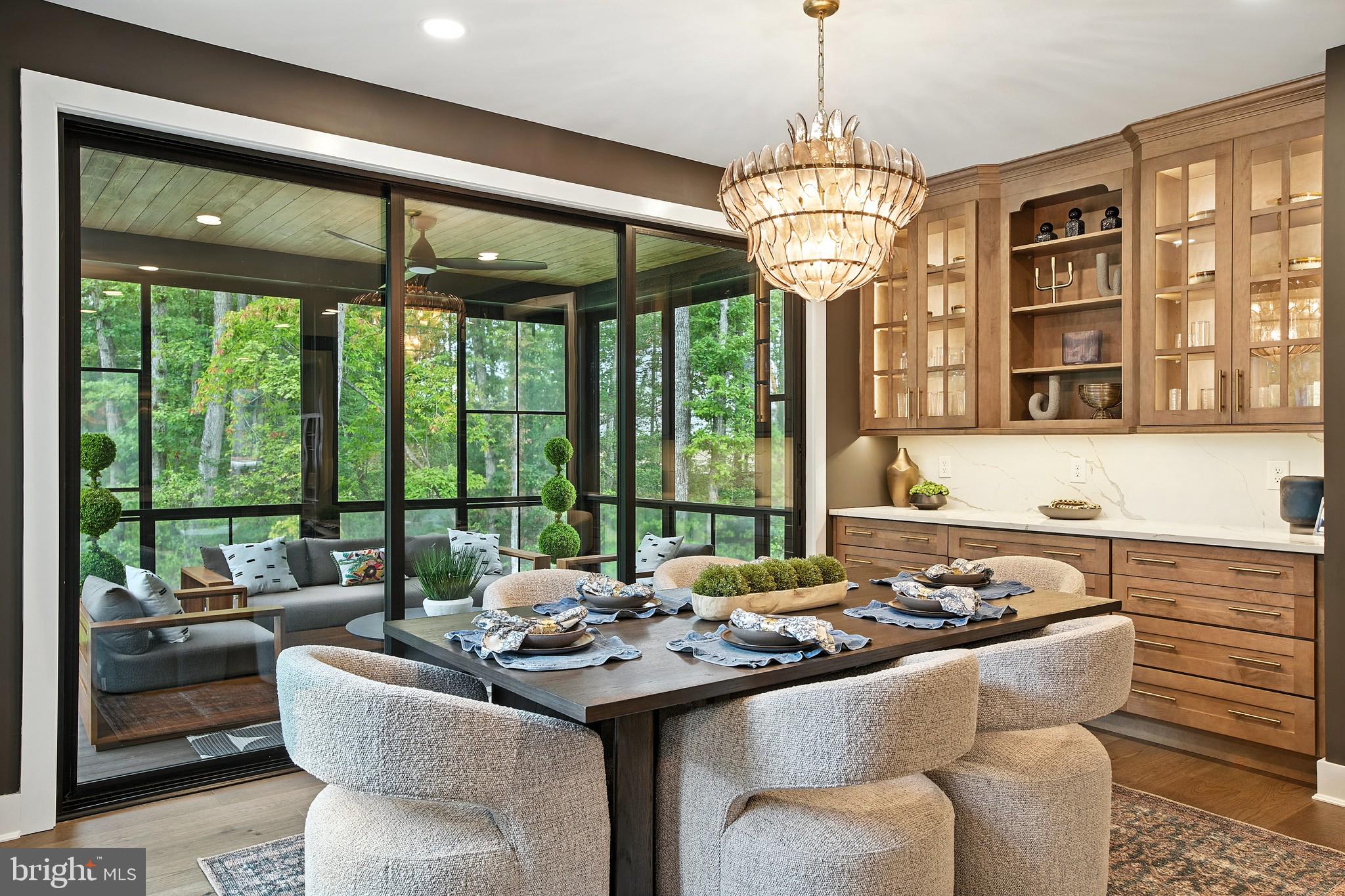 MONARCH - Residential