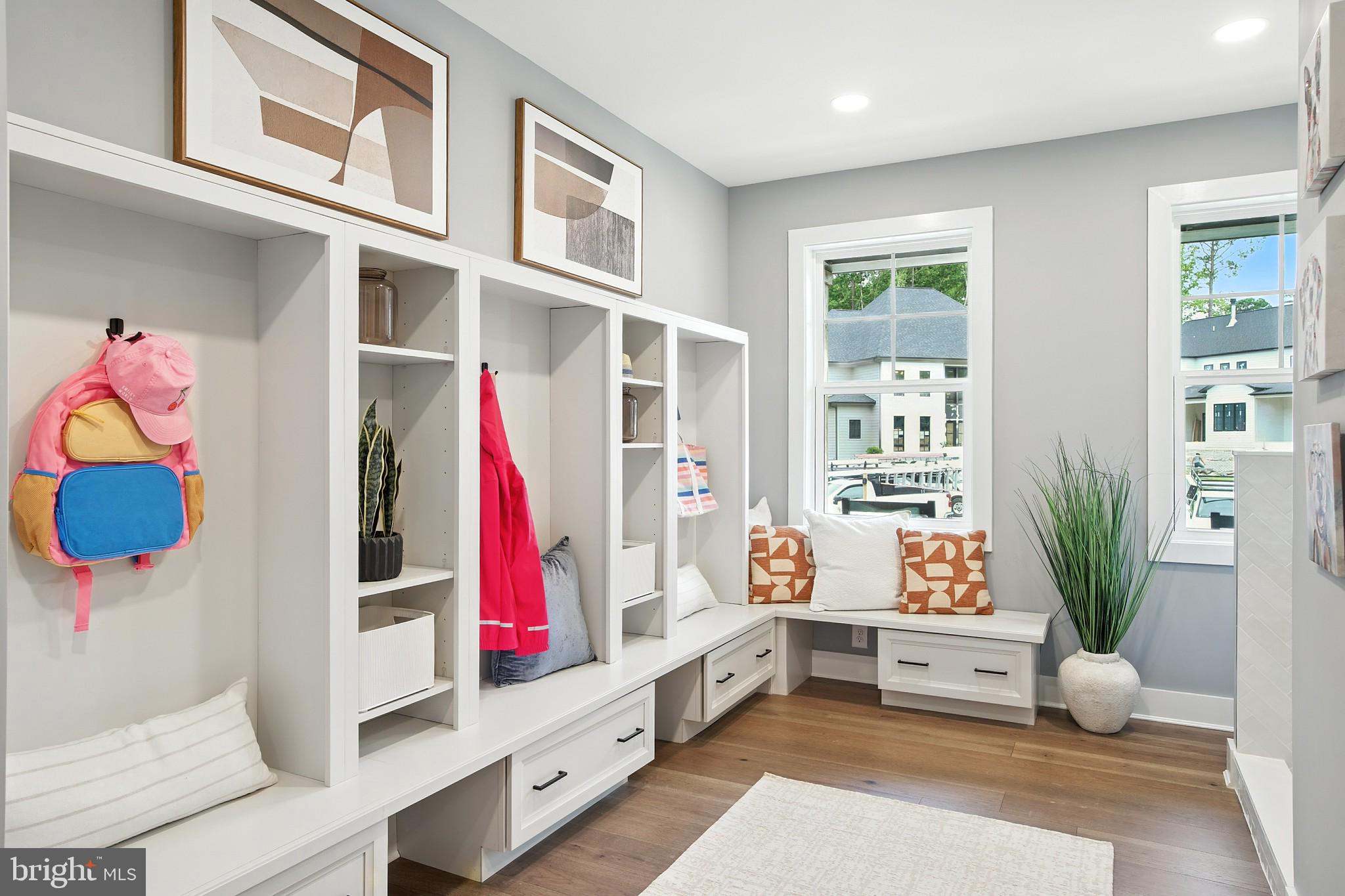 MONARCH - Residential