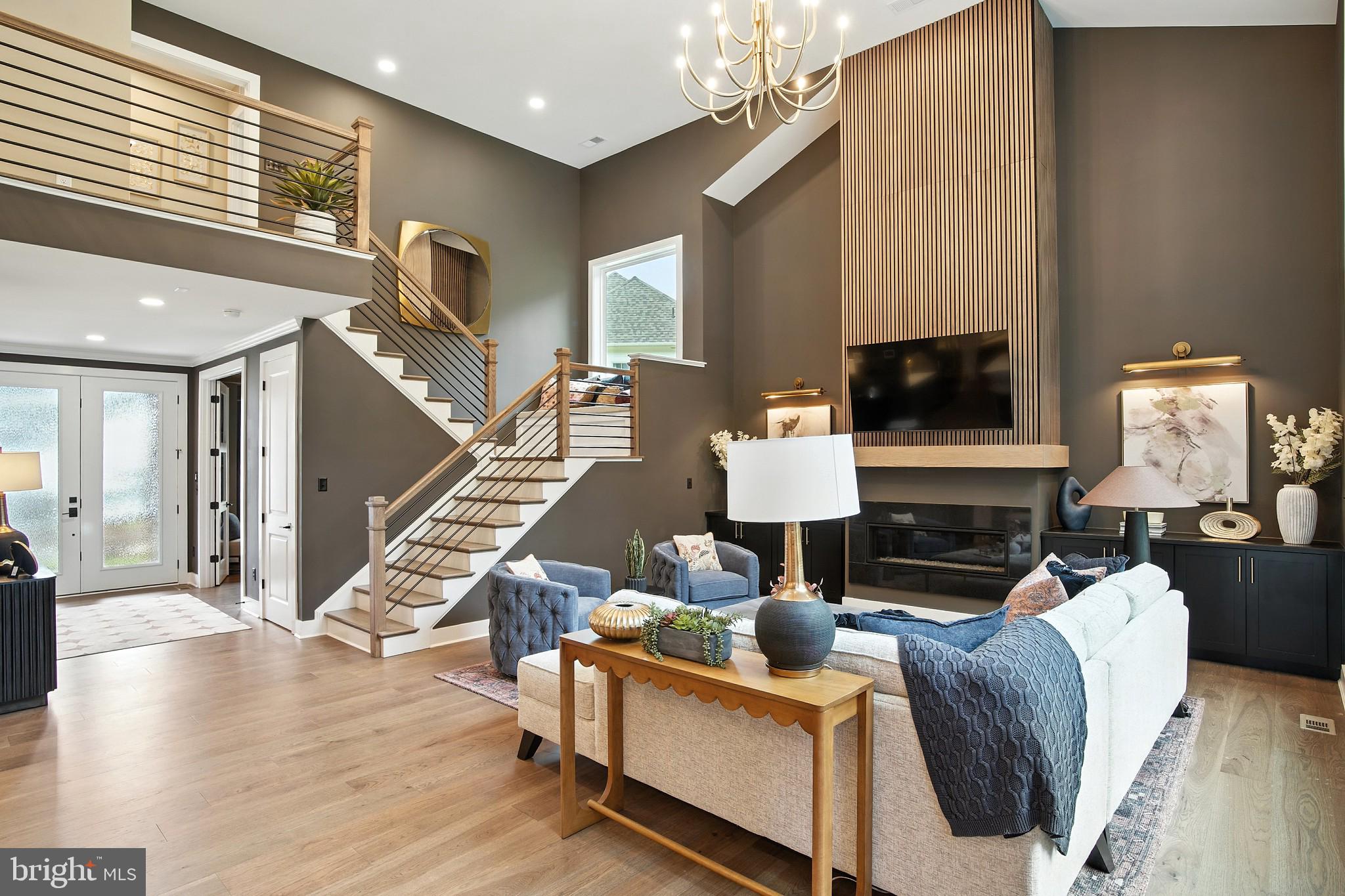 MONARCH - Residential