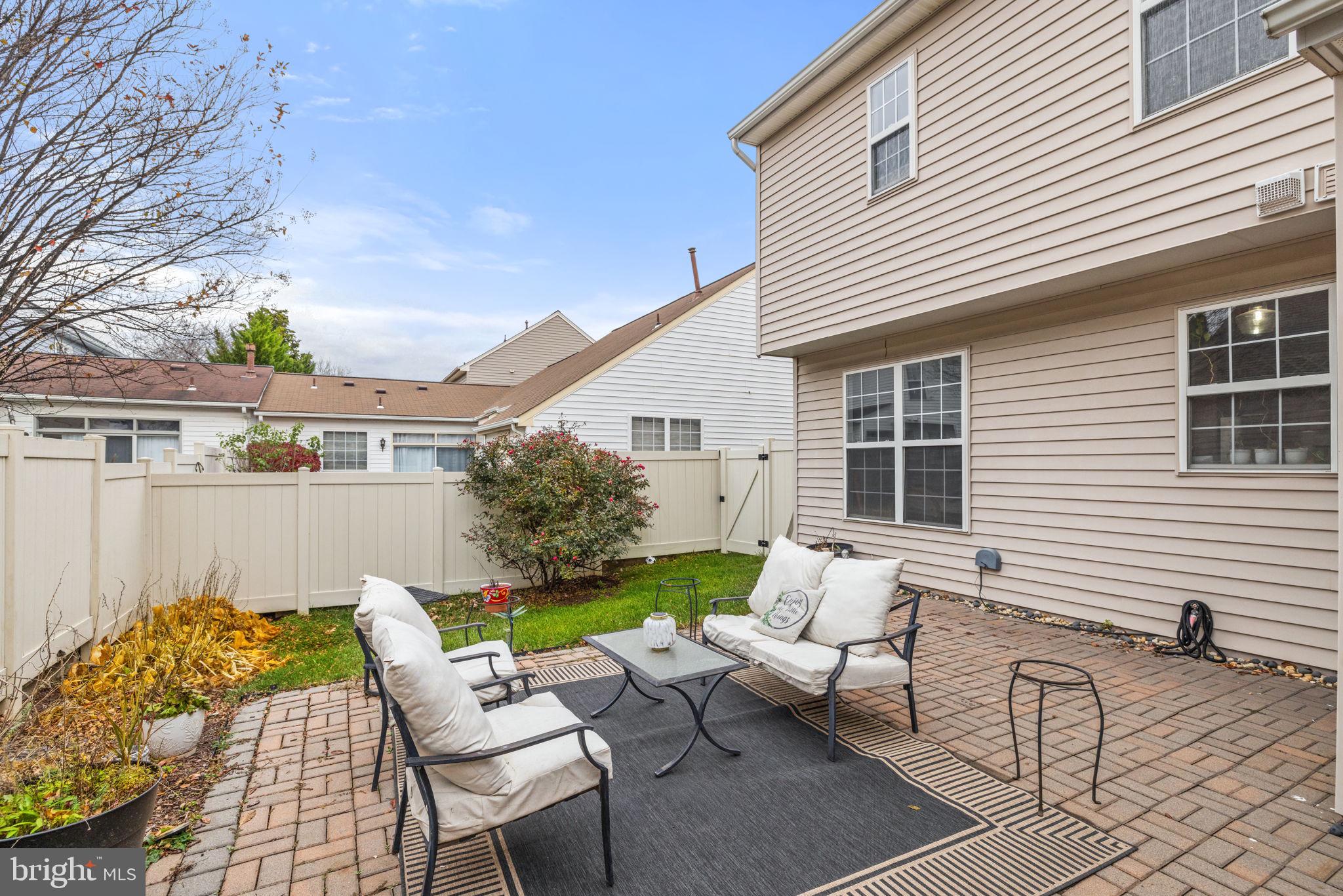 ASHBURN FARM - Residential