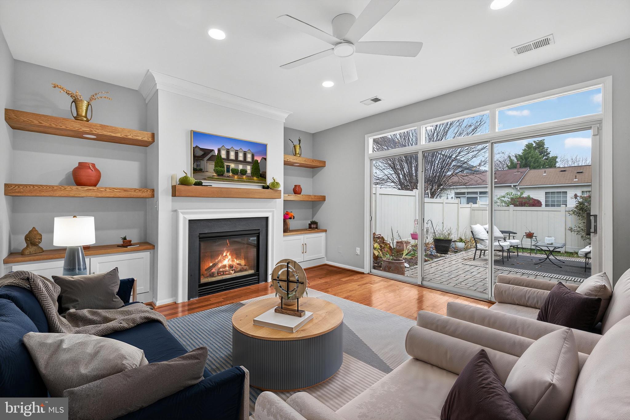 ASHBURN FARM - Residential