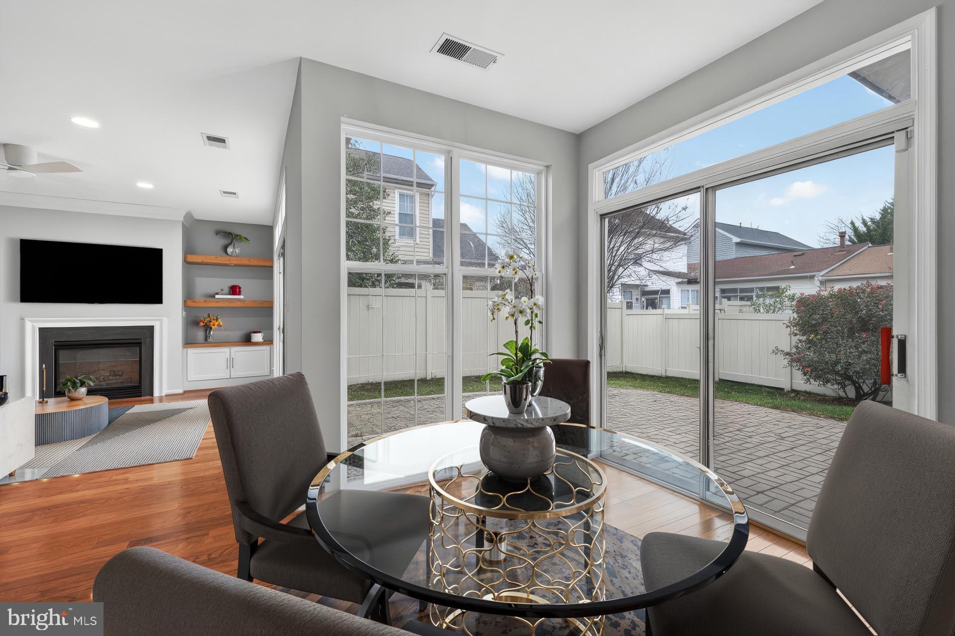 ASHBURN FARM - Residential