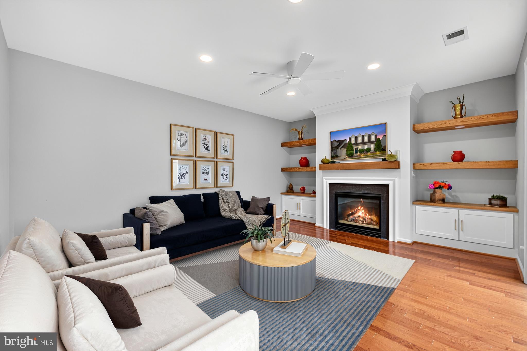 ASHBURN FARM - Residential