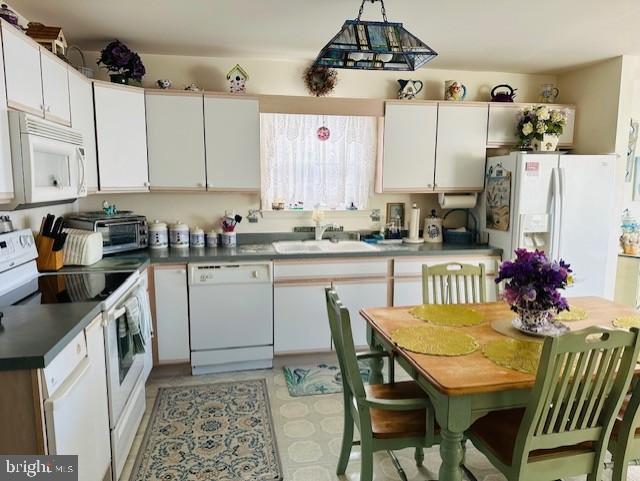 FENWICK WOODS - Residential