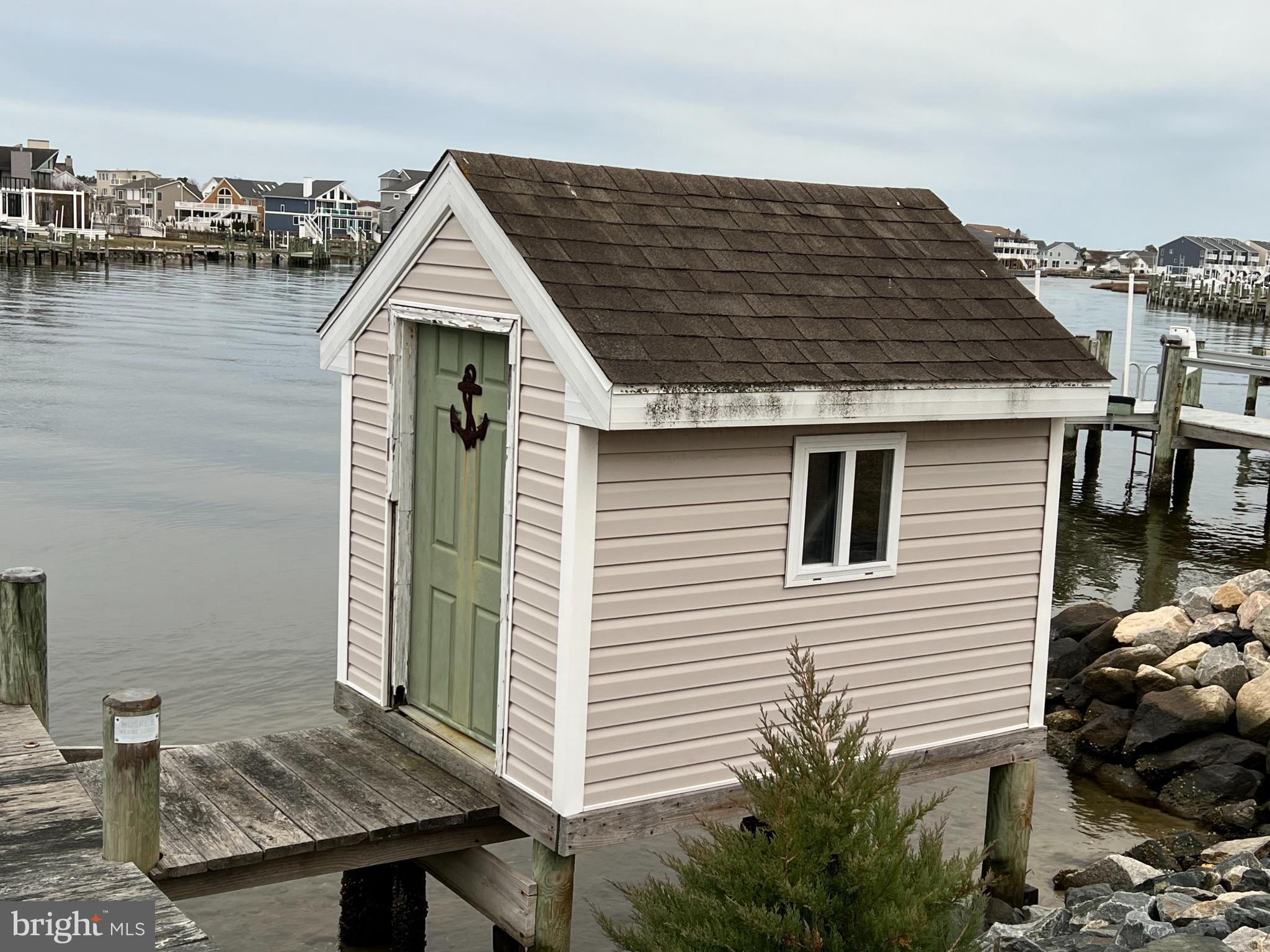 FENWICK WOODS - Residential