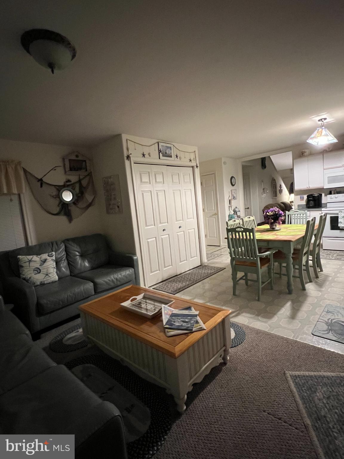 FENWICK WOODS - Residential