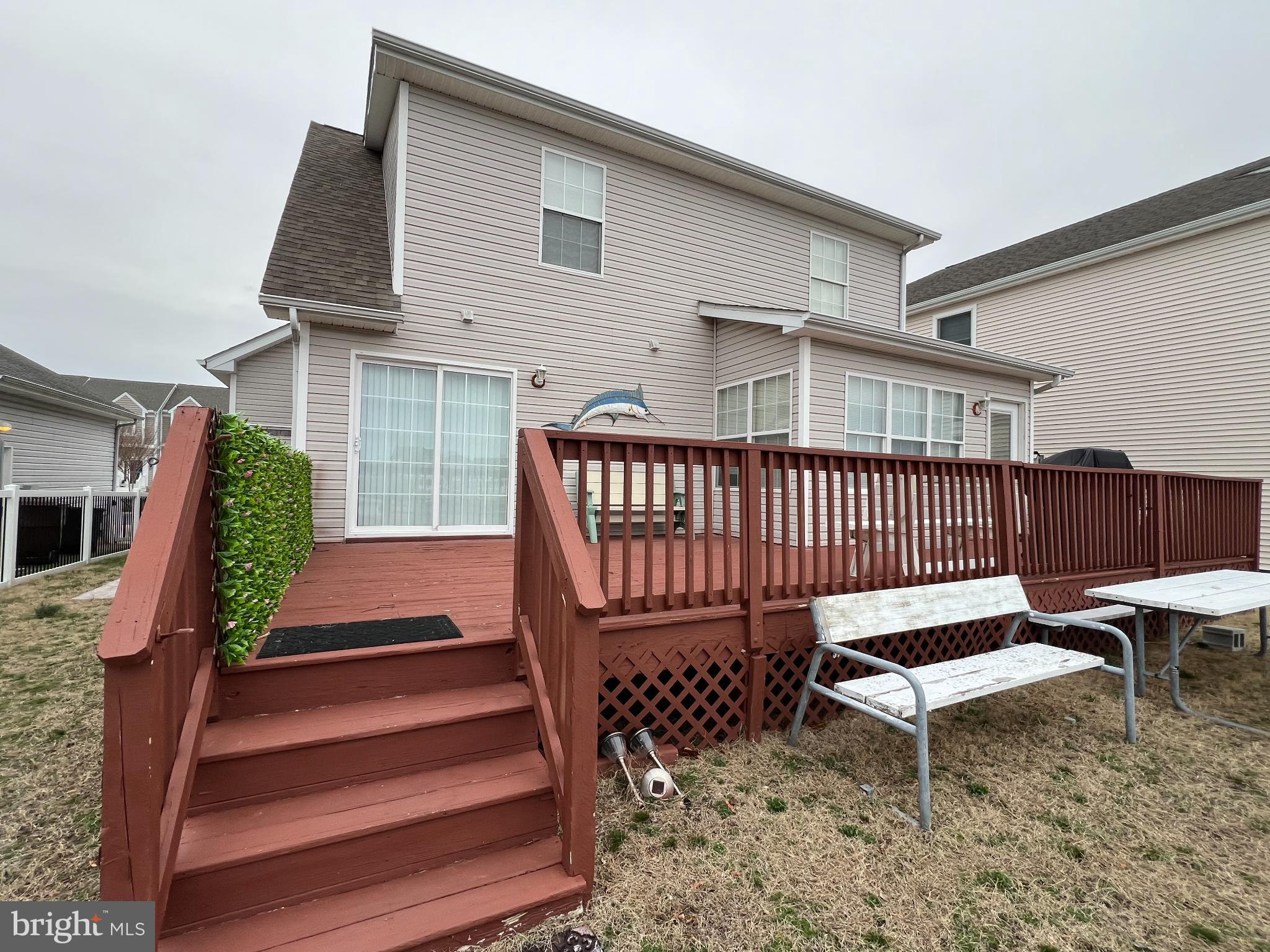 FENWICK WOODS - Residential