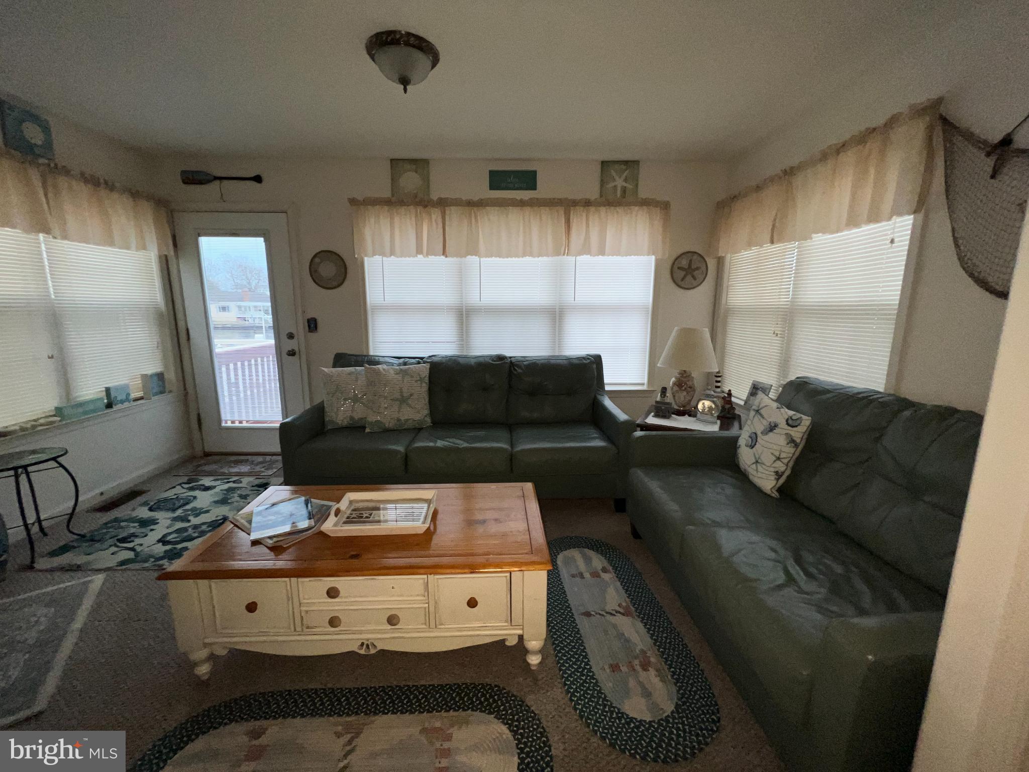 FENWICK WOODS - Residential