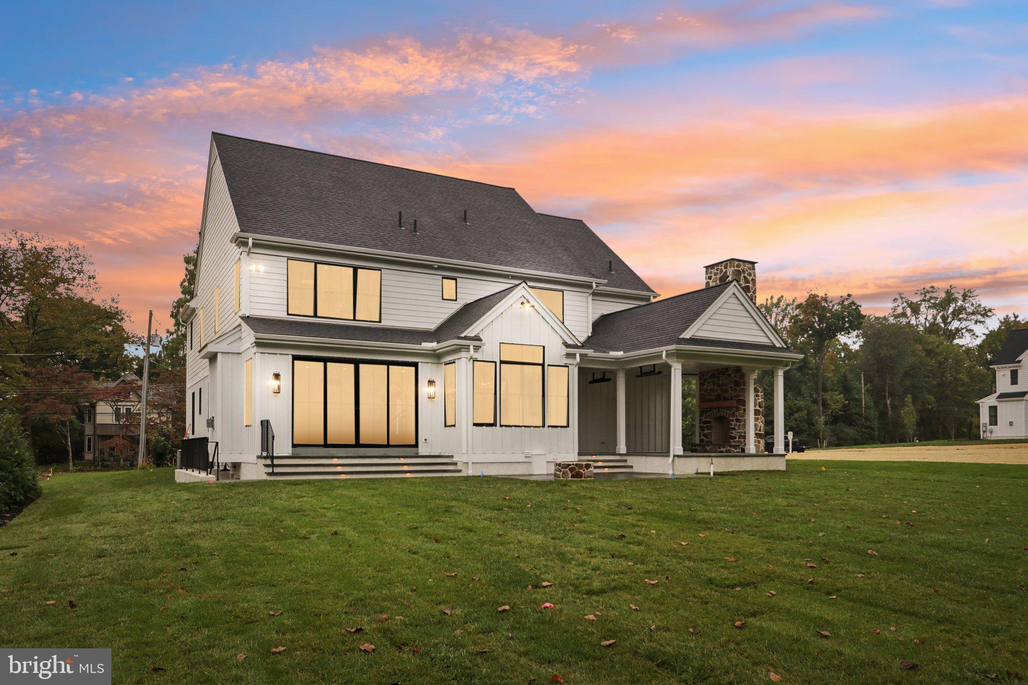 THE WOODS AT ROSE TREE - Residential