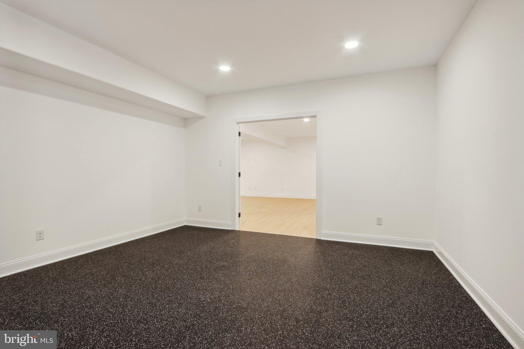 THE WOODS AT ROSE TREE - Residential
