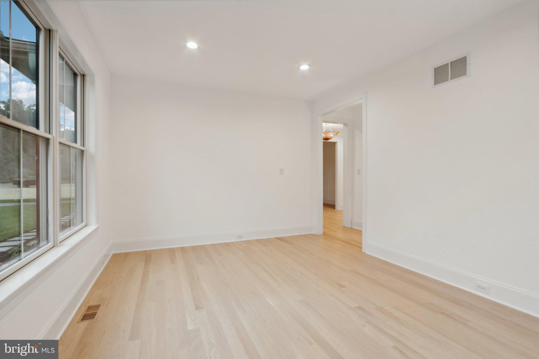 THE WOODS AT ROSE TREE - Residential