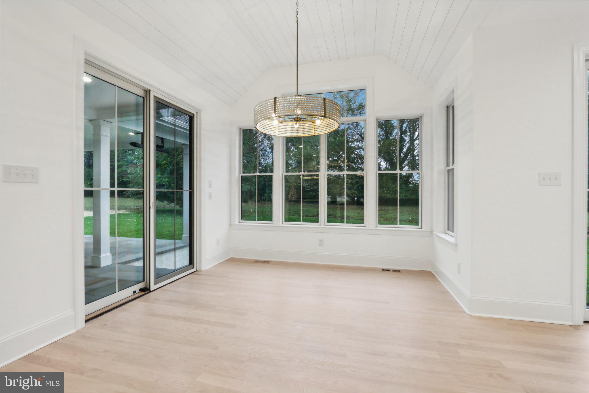 THE WOODS AT ROSE TREE - Residential