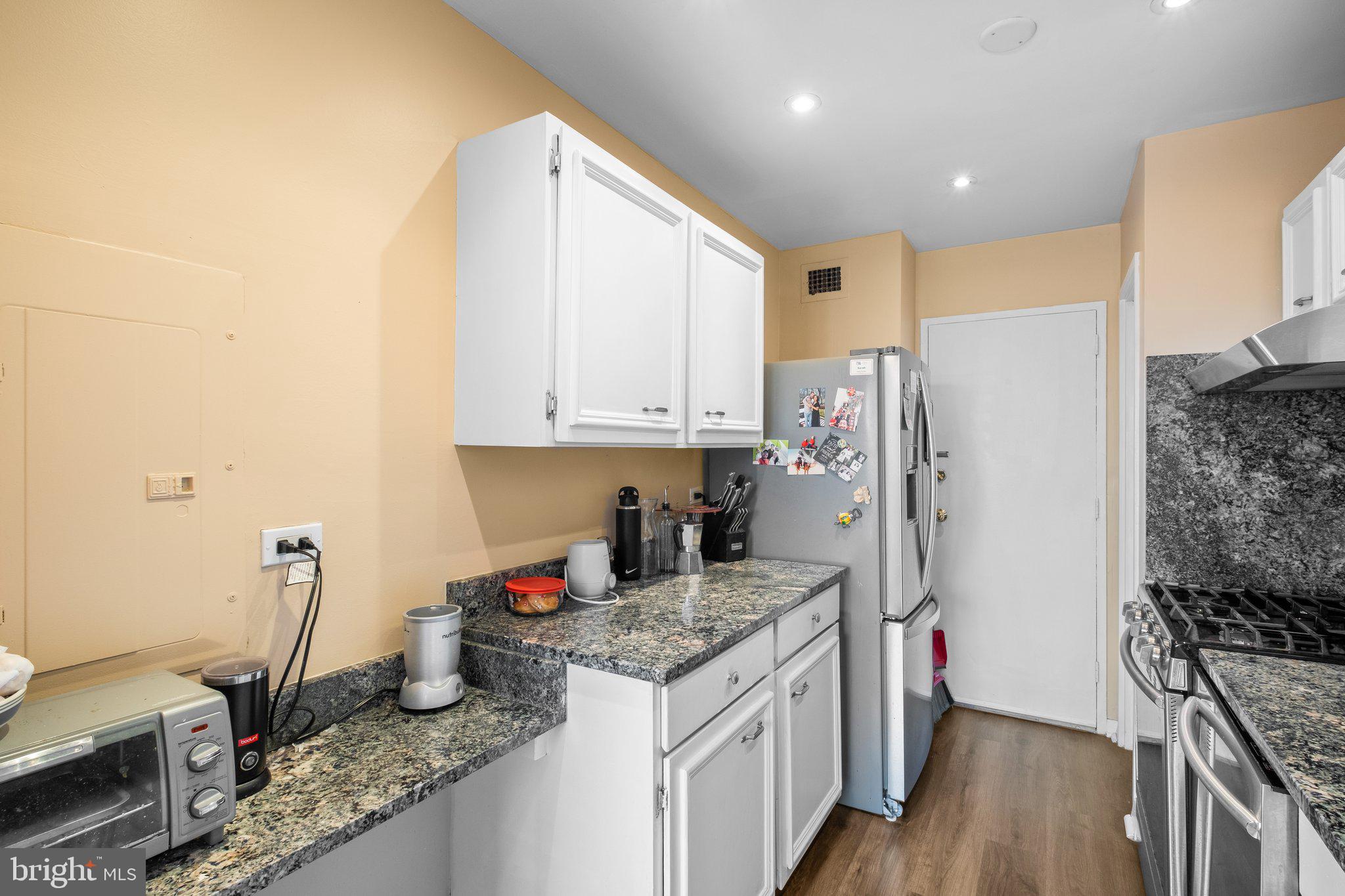 PARK SUMMIT CODM - Residential Lease