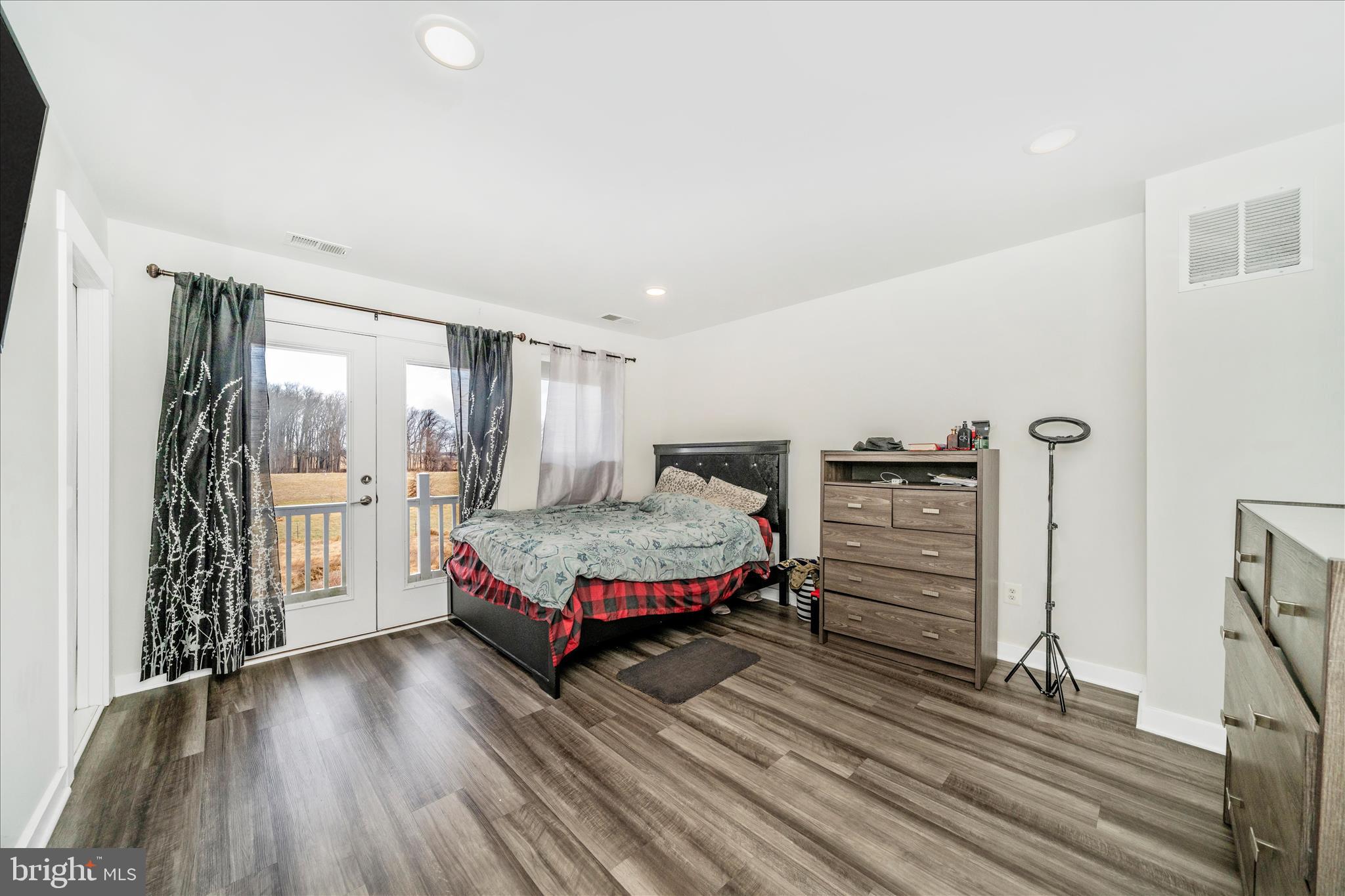 GAMBRILL VIEW - Residential