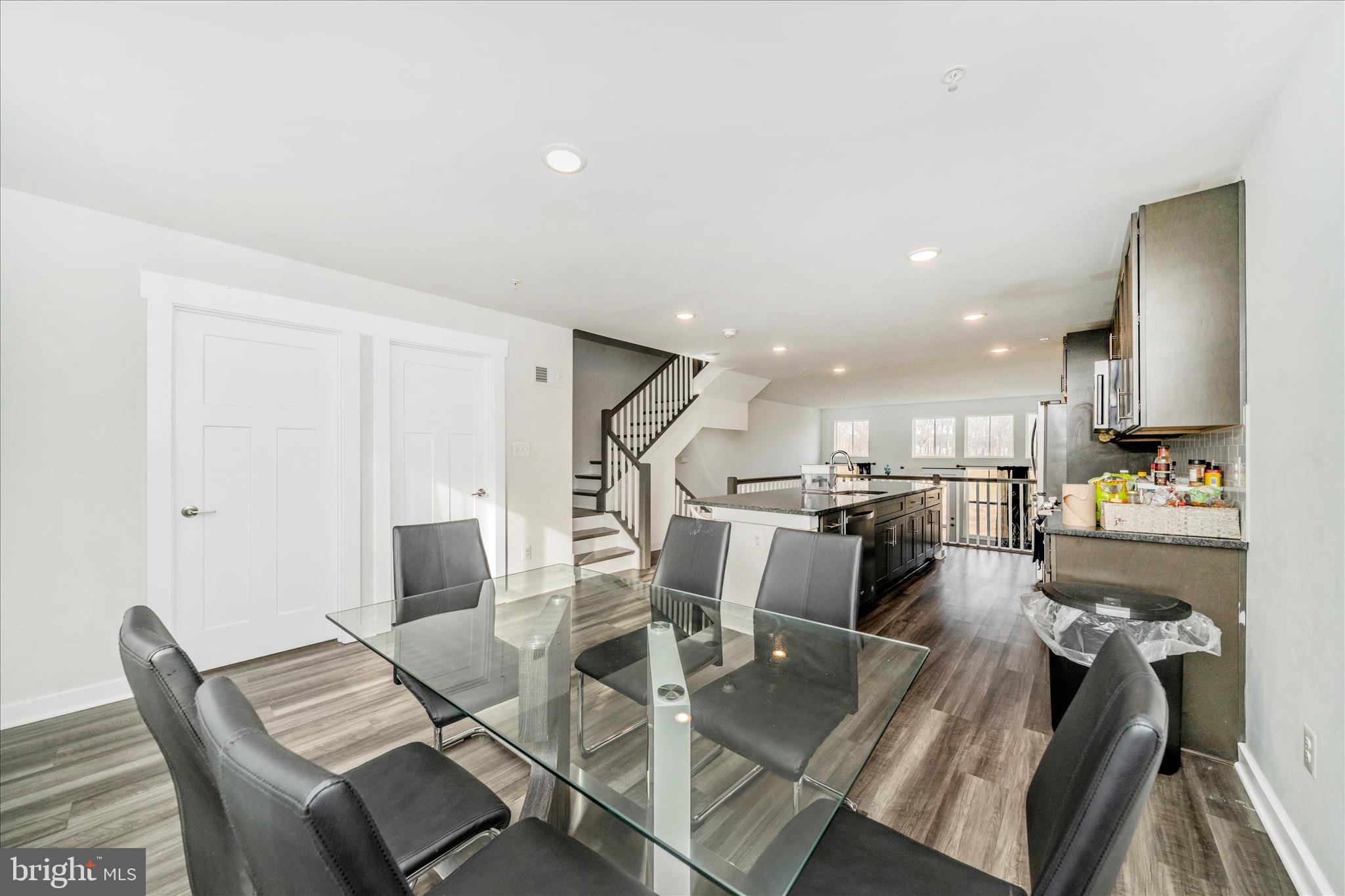 GAMBRILL VIEW - Residential