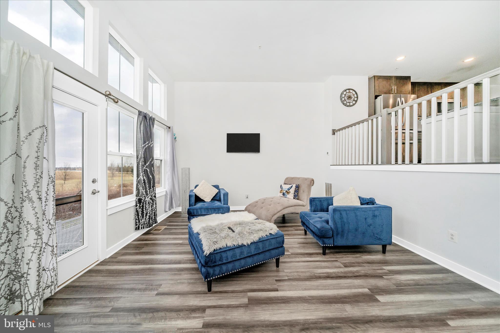 GAMBRILL VIEW - Residential