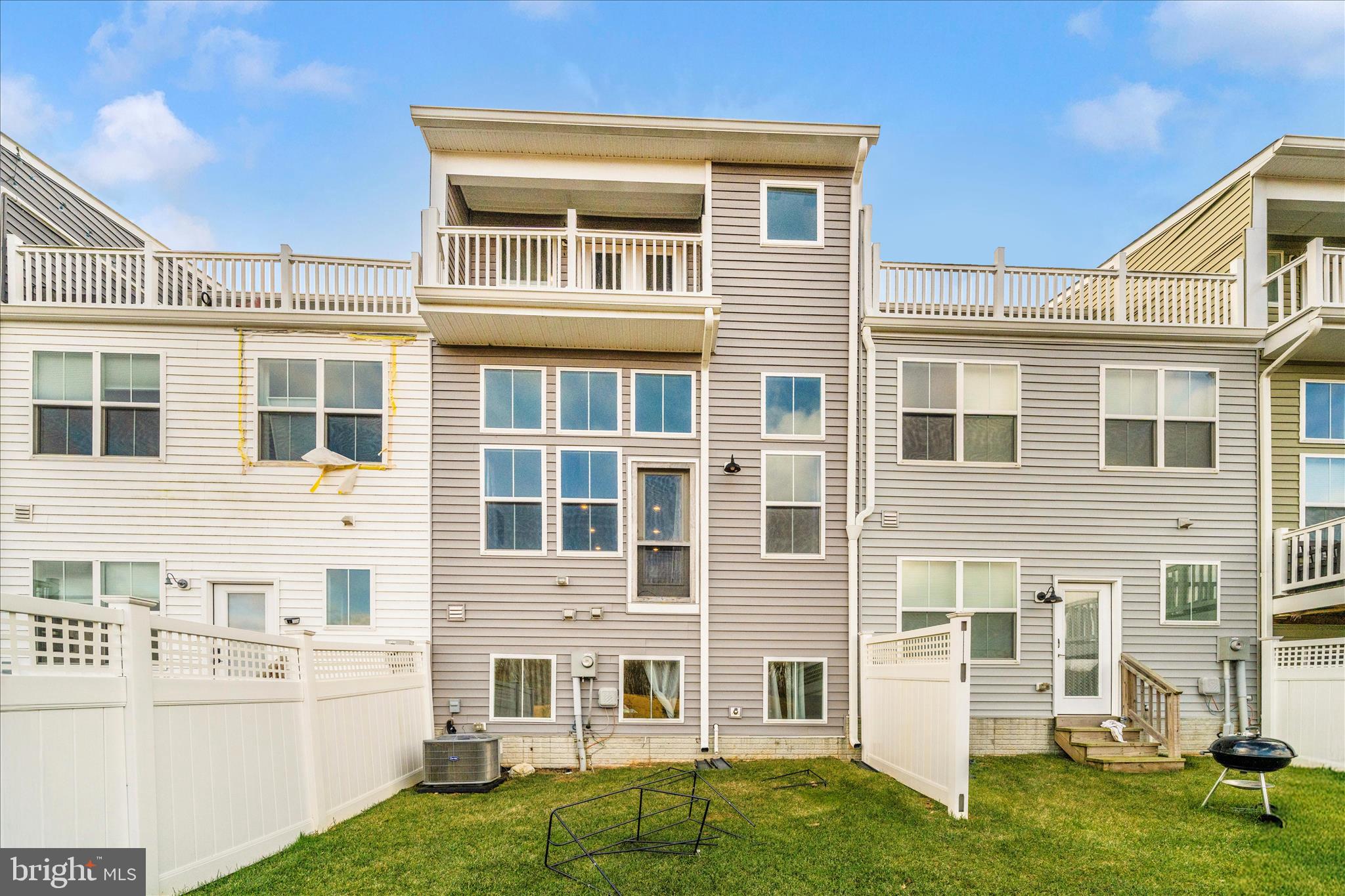 GAMBRILL VIEW - Residential