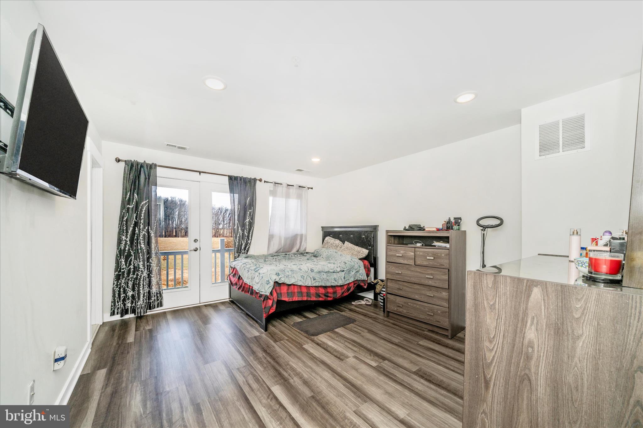 GAMBRILL VIEW - Residential