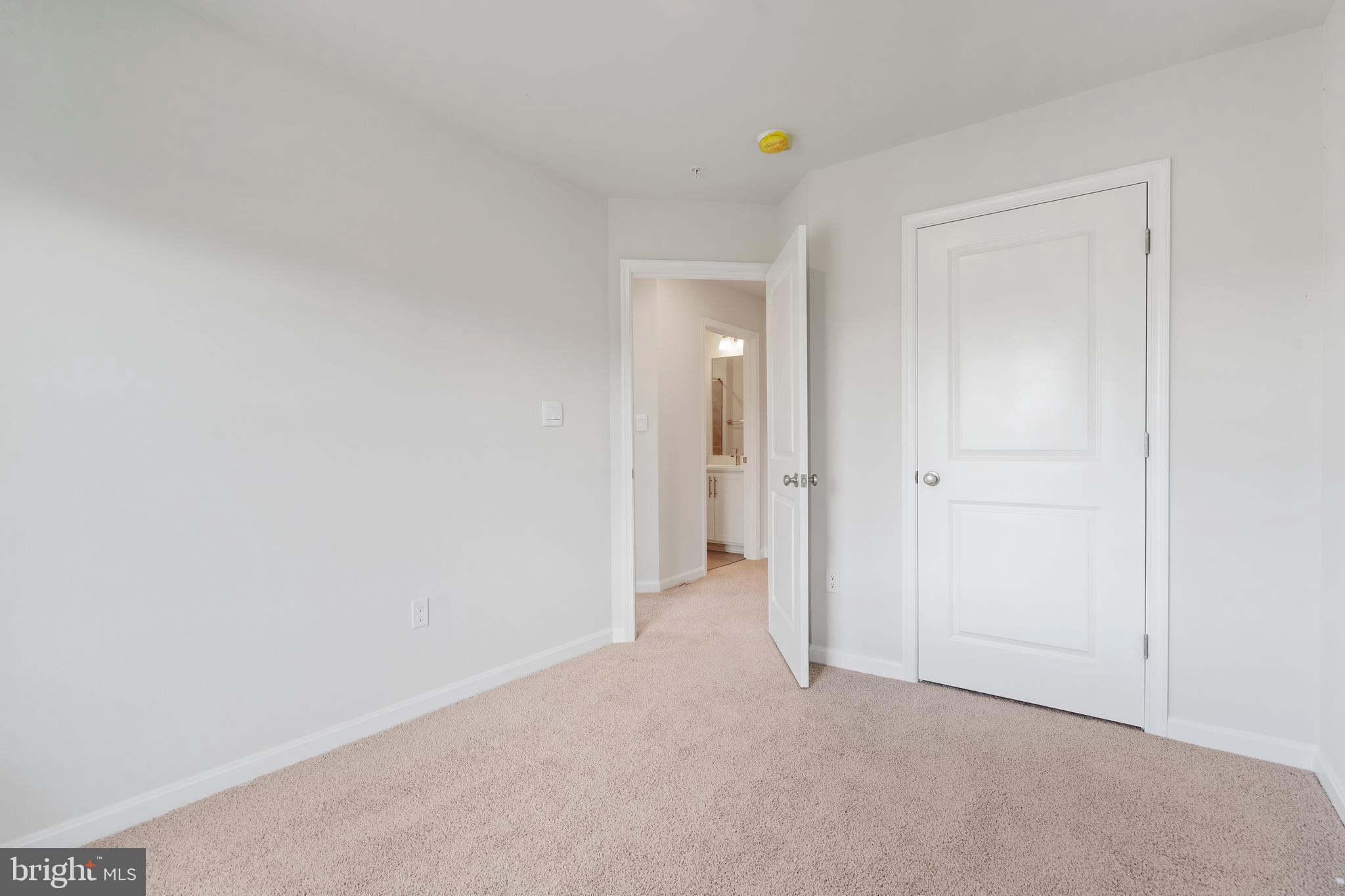 WHITE MARSH - Residential Lease