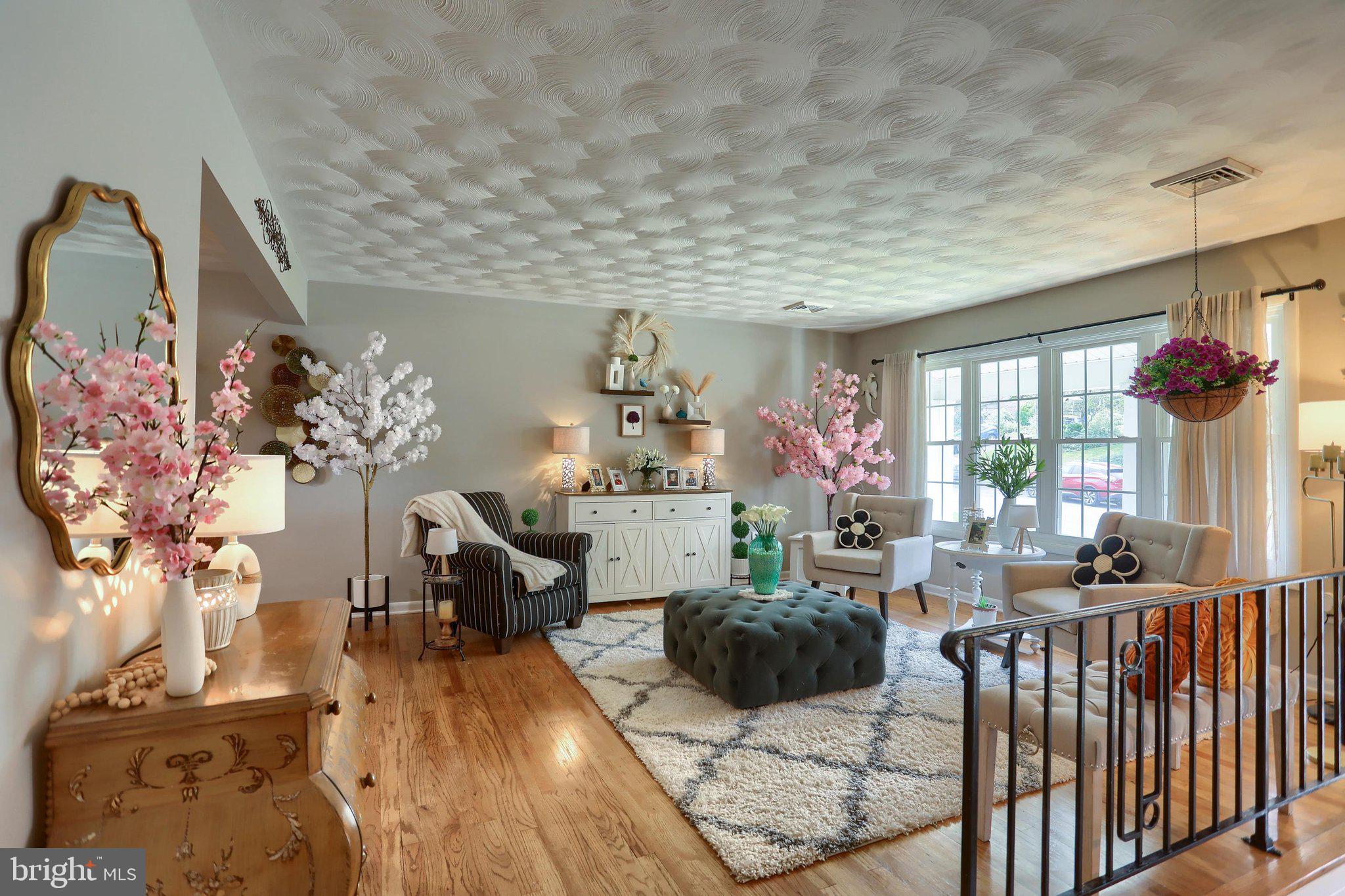 101 OAK DRIVE