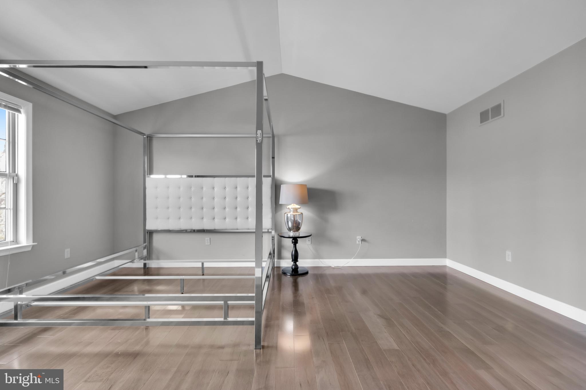 VILLAGE OF VALLEY GR - Residential Lease