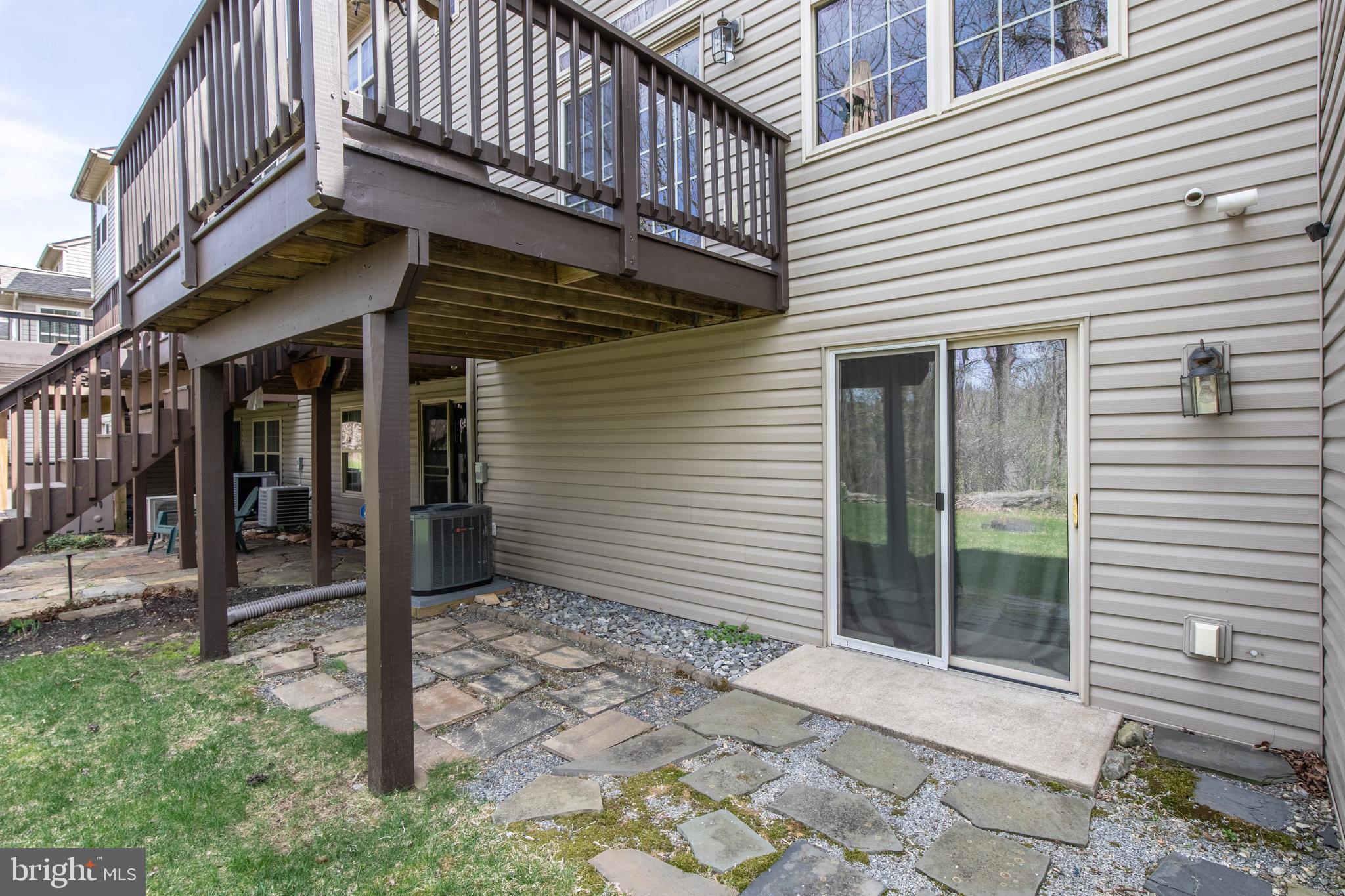 VILLAGE OF VALLEY GR - Residential Lease