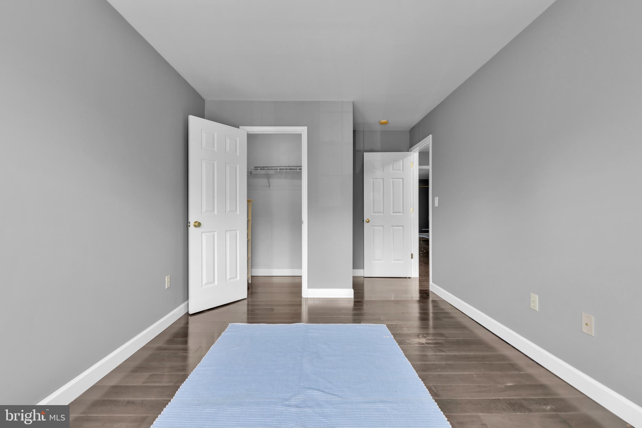 VILLAGE OF VALLEY GR - Residential Lease