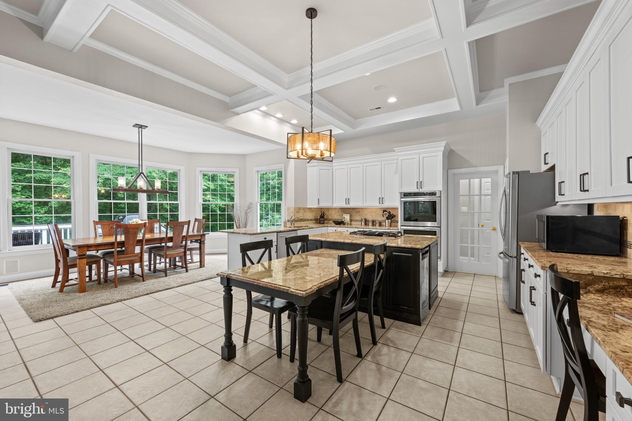 SHAKER GROVE - Residential