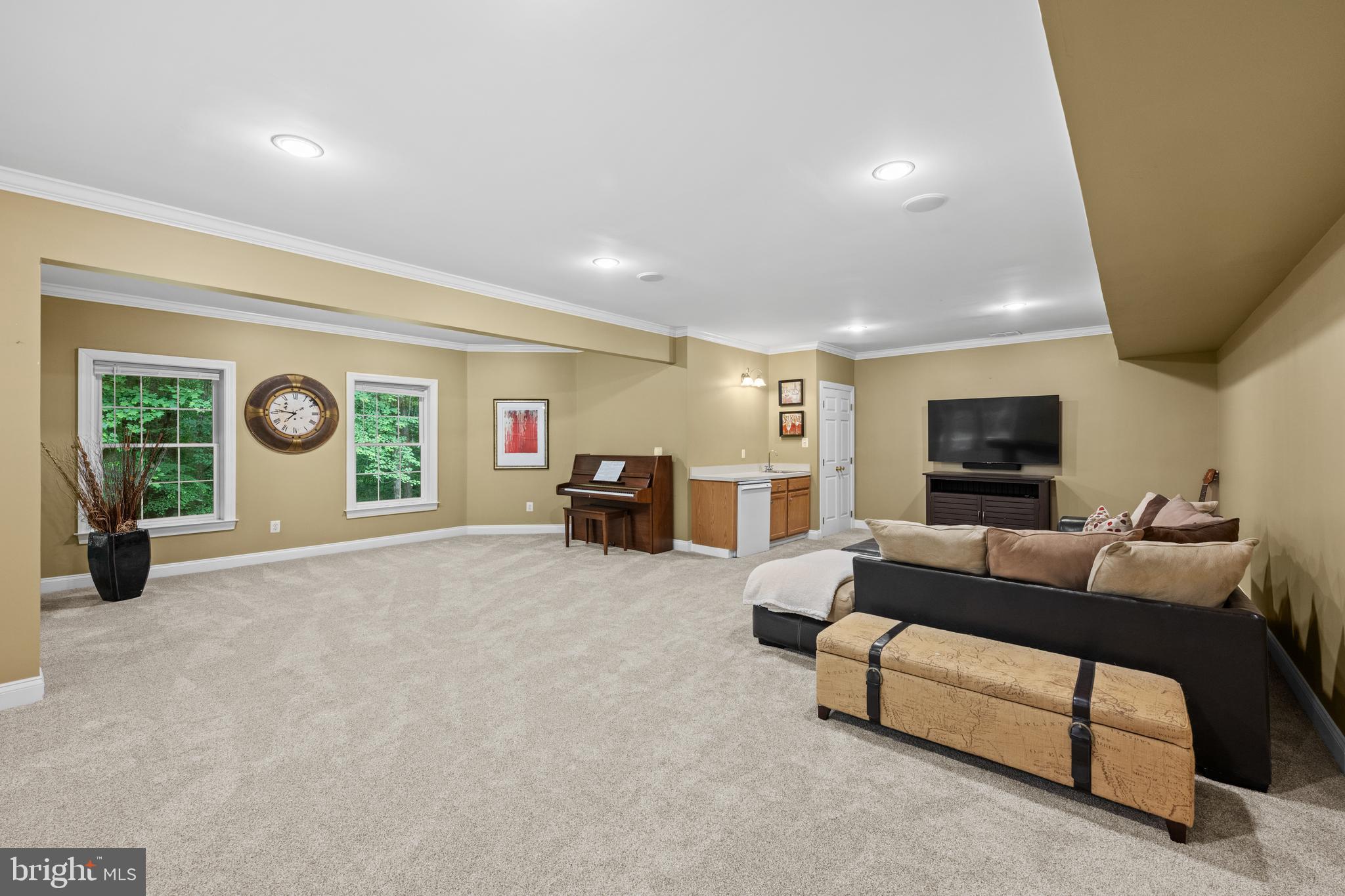 SHAKER GROVE - Residential