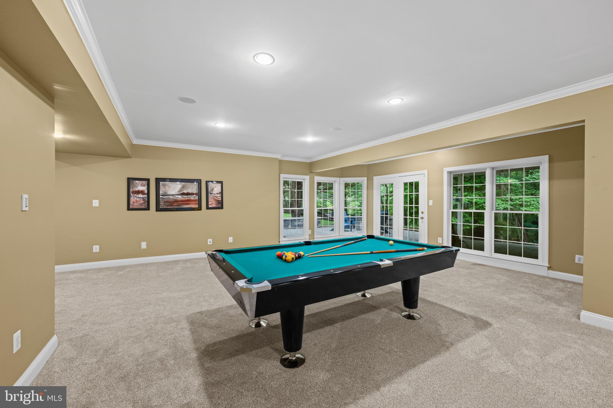 SHAKER GROVE - Residential