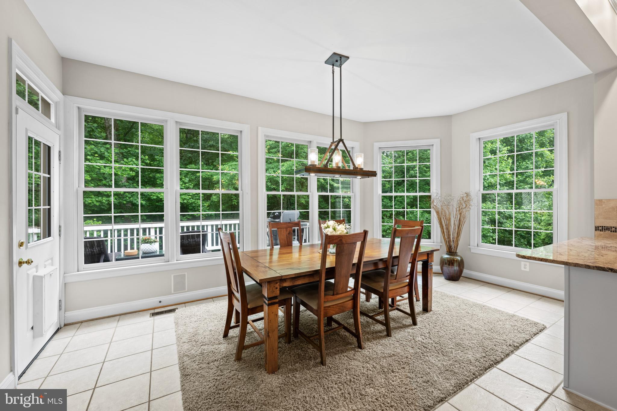 SHAKER GROVE - Residential