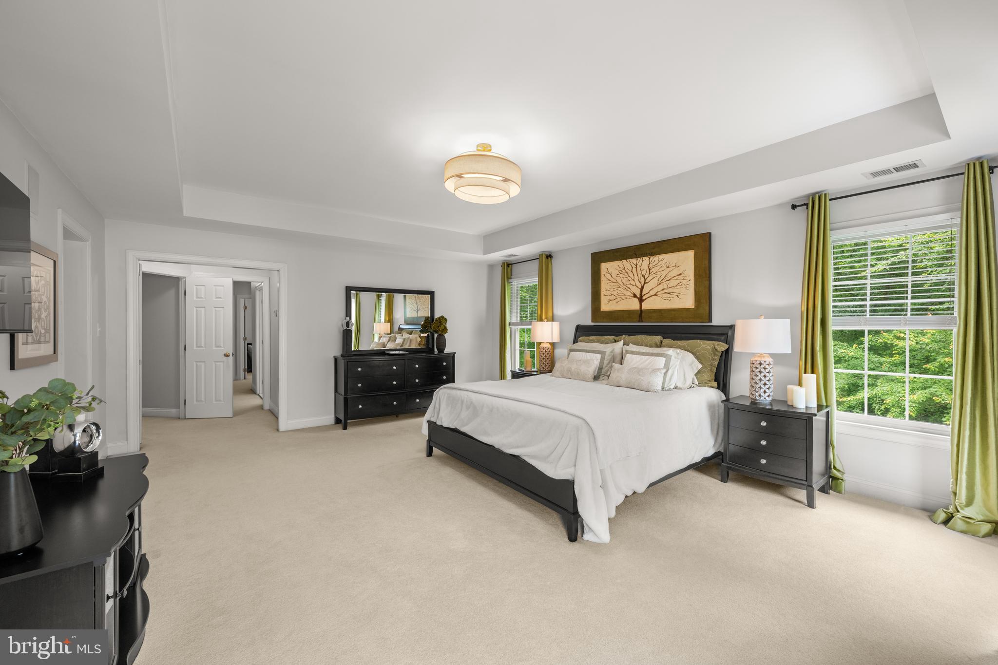 SHAKER GROVE - Residential