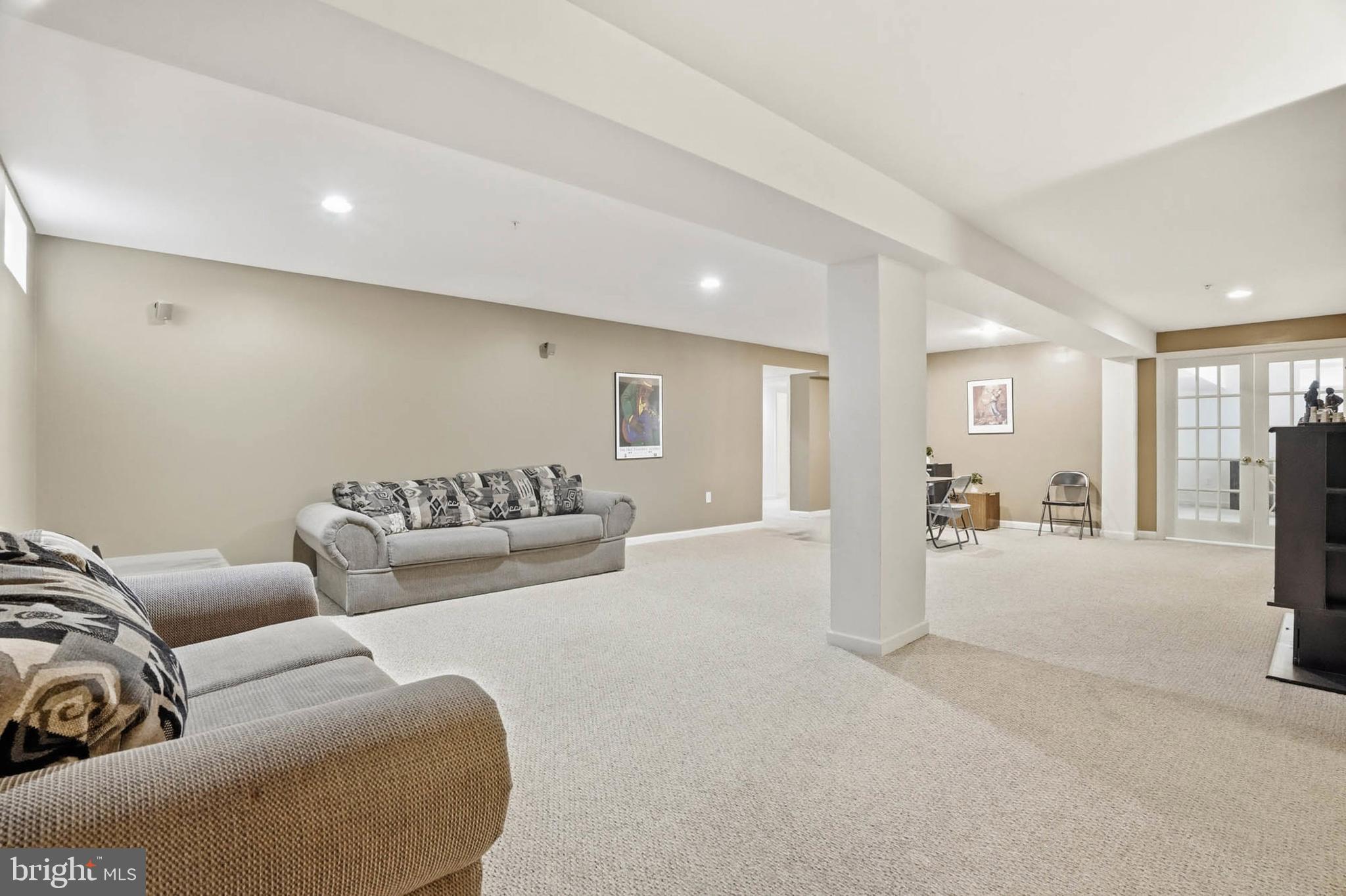 CROSS CREEK CLUB - Residential