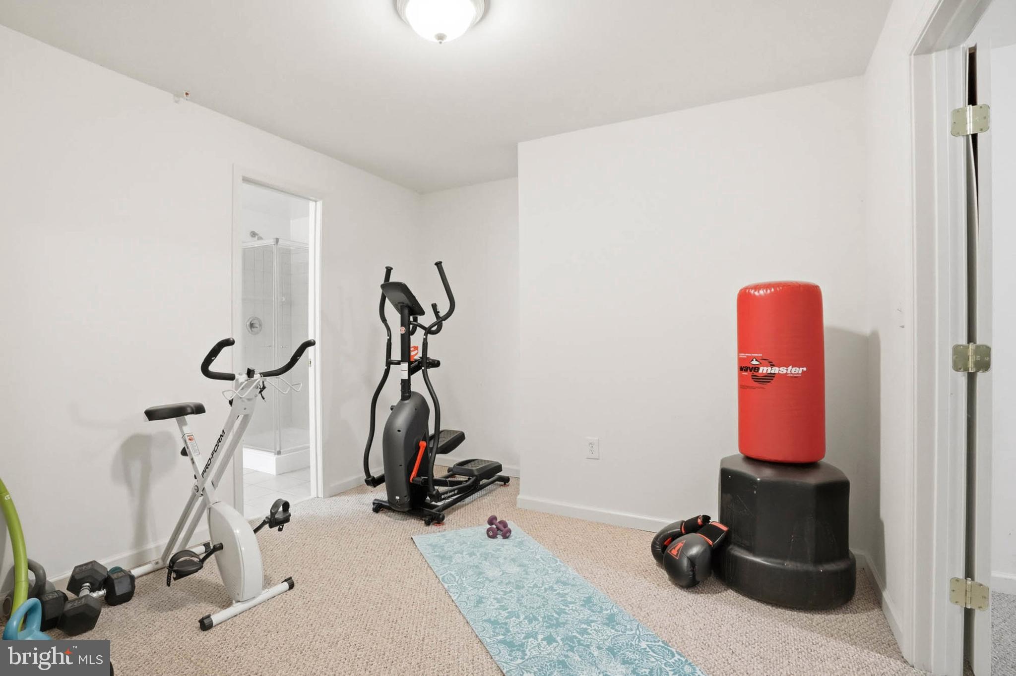 CROSS CREEK CLUB - Residential
