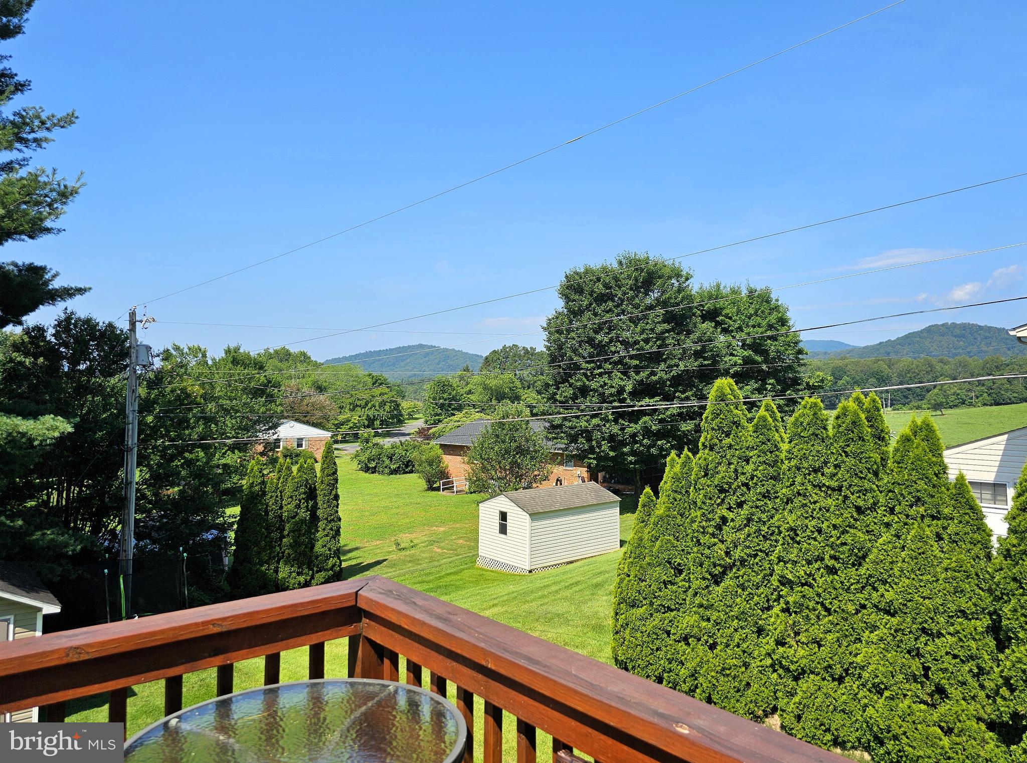 LAYDAN VILLAGE - Residential