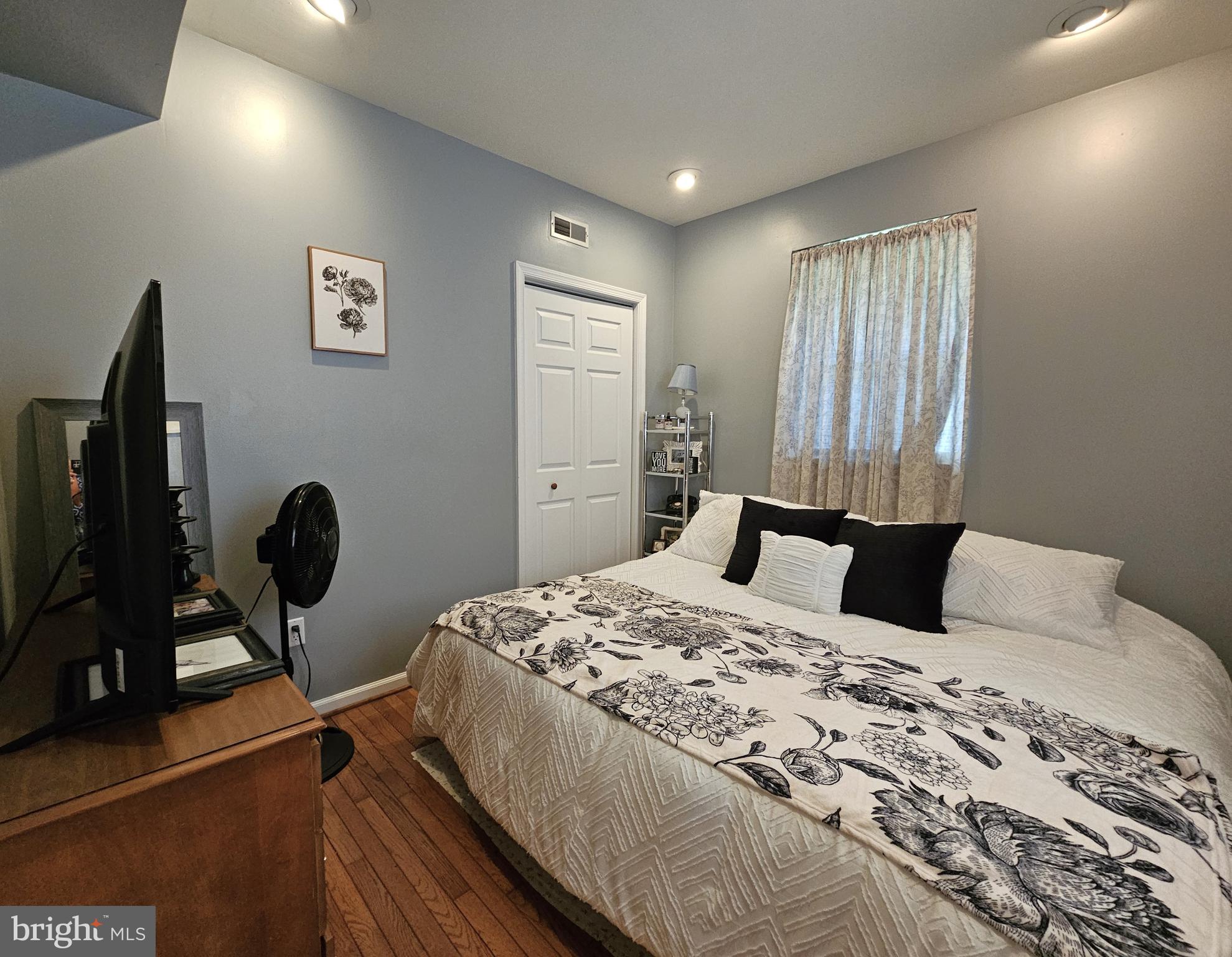 LAYDAN VILLAGE - Residential