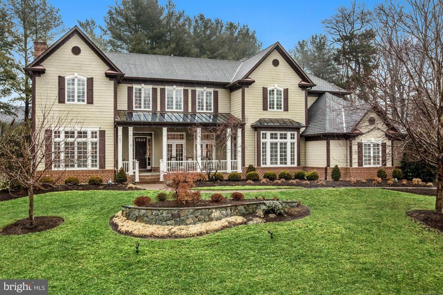 Stunning home built by Yeonas & Ellis  on a quiet cul-de-sac sited close to 1.75 acres. 5BR/6.55BA. Generous room sizes & 10 ft. ceilings coupled w/ an ideal floor plan, make this home perfect for entertaining and family living  French doors across the rear lead to a covered Veranda overlooking an expansive fenced back yard w/ a gorgeous  pool & spa, & stone fireplace.