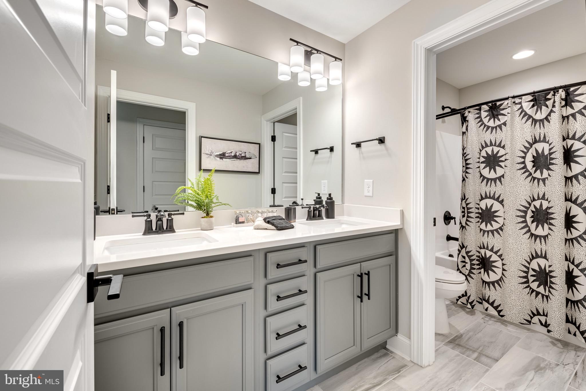 BRENTWOOD - Residential