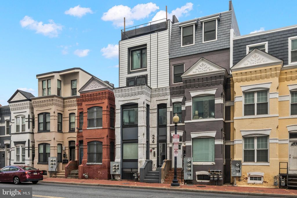 Photo of 24 Florida Avenue NE #201, WASHINGTON, DC 20002 (MLS # DCDC2222388)