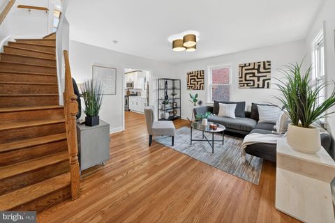 832 DELAFIELD STREET NE WASHINGTON DC 20017