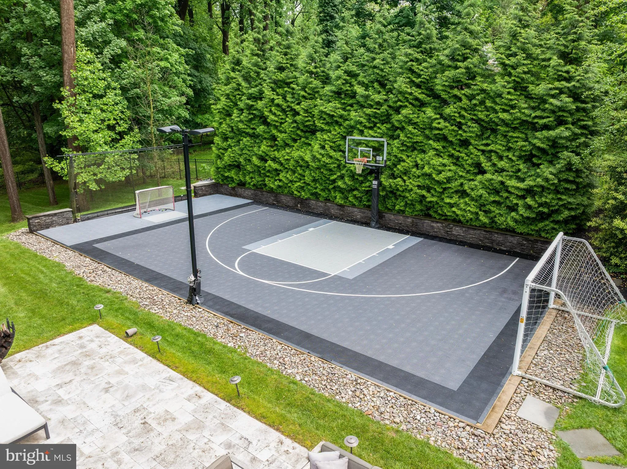 Berwyn, Pennsylvania 19312, United States, 5 Bedrooms Bedrooms, ,5 BathroomsBathrooms,Residential,Pending,127858