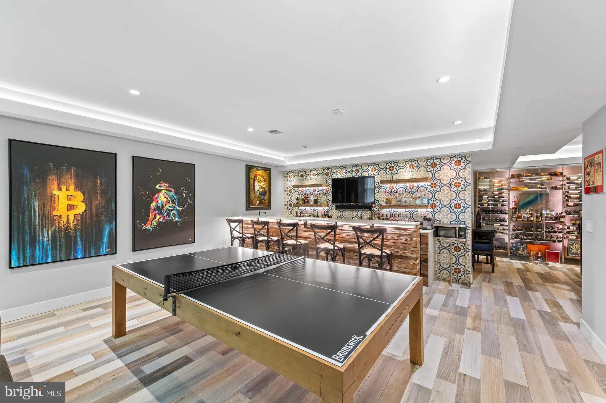 Berwyn, Pennsylvania 19312, United States, 5 Bedrooms Bedrooms, ,5 BathroomsBathrooms,Residential,Pending,127858