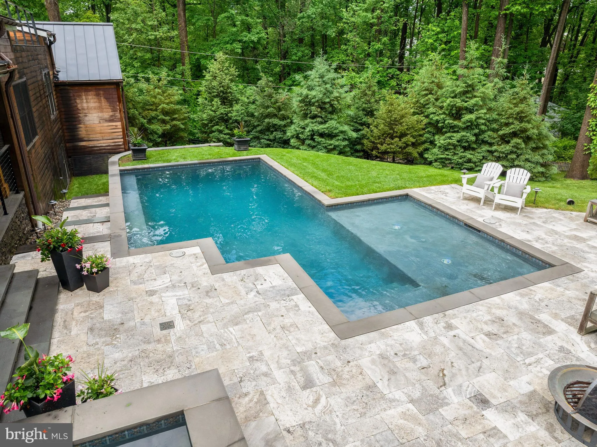 Berwyn, Pennsylvania 19312, United States, 5 Bedrooms Bedrooms, ,5 BathroomsBathrooms,Residential,Pending,127858