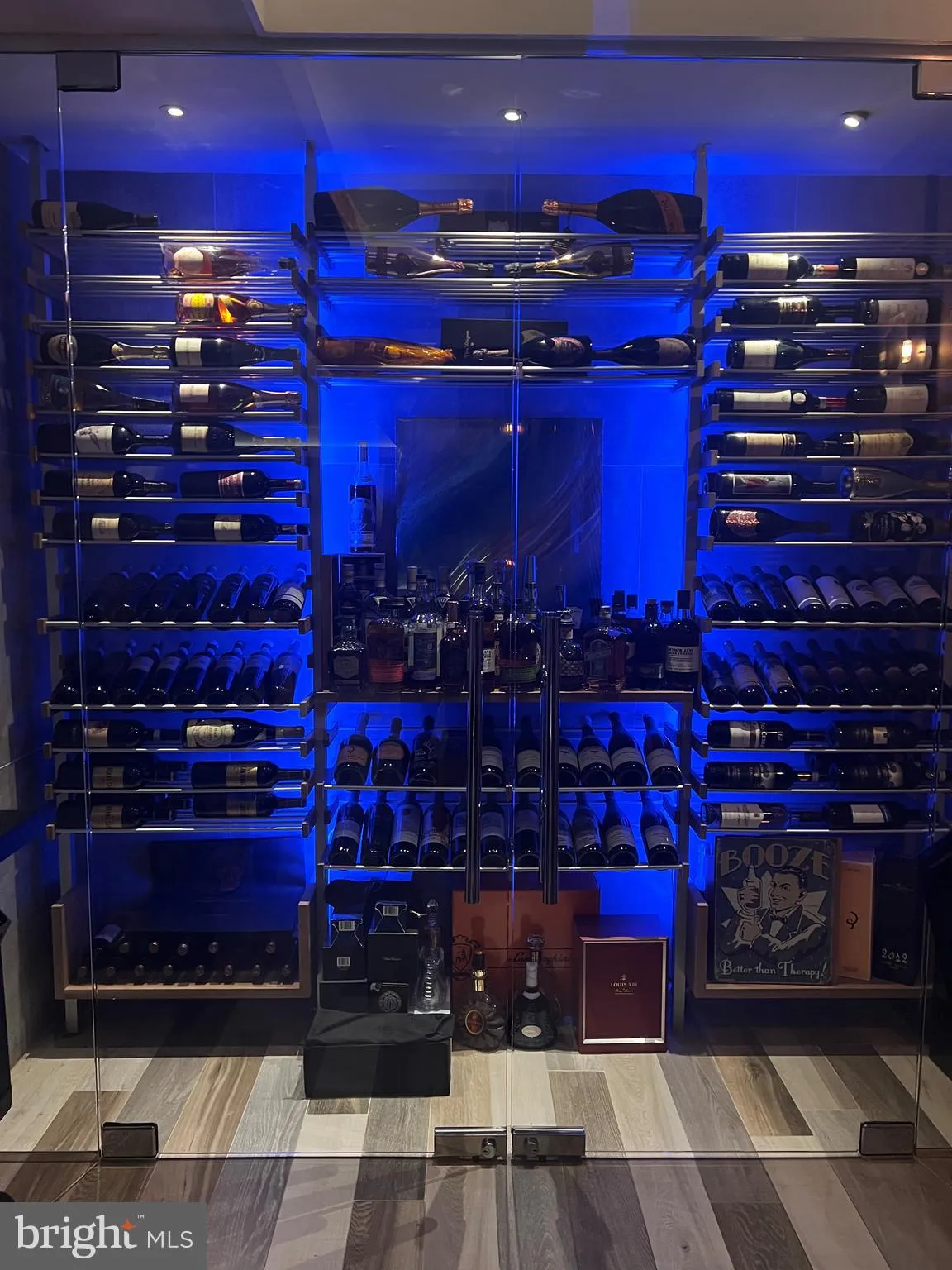 Berwyn, Pennsylvania 19312, United States, 5 Bedrooms Bedrooms, ,5 BathroomsBathrooms,Residential,Pending,127858