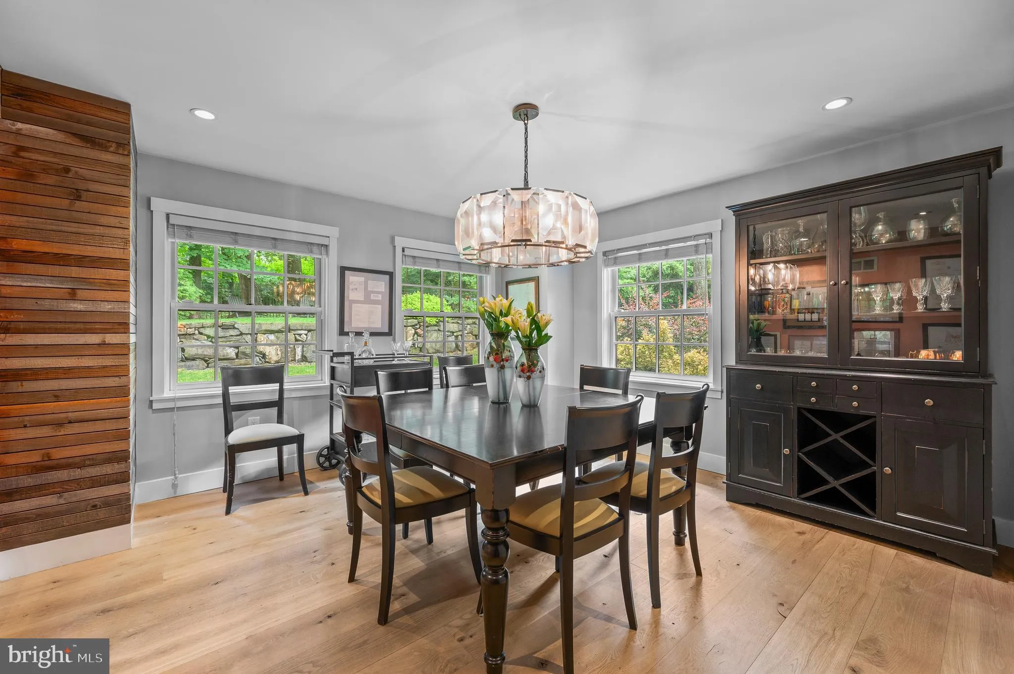 Berwyn, Pennsylvania 19312, United States, 5 Bedrooms Bedrooms, ,5 BathroomsBathrooms,Residential,Pending,127858