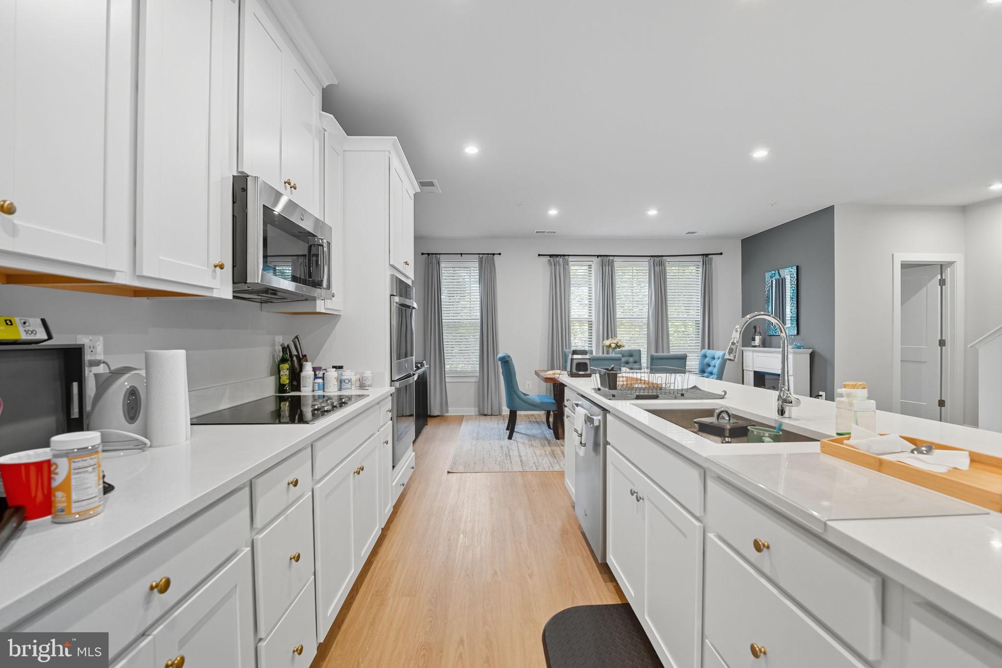 VILLAGE AT MANASSAS PARK - Residential Lease