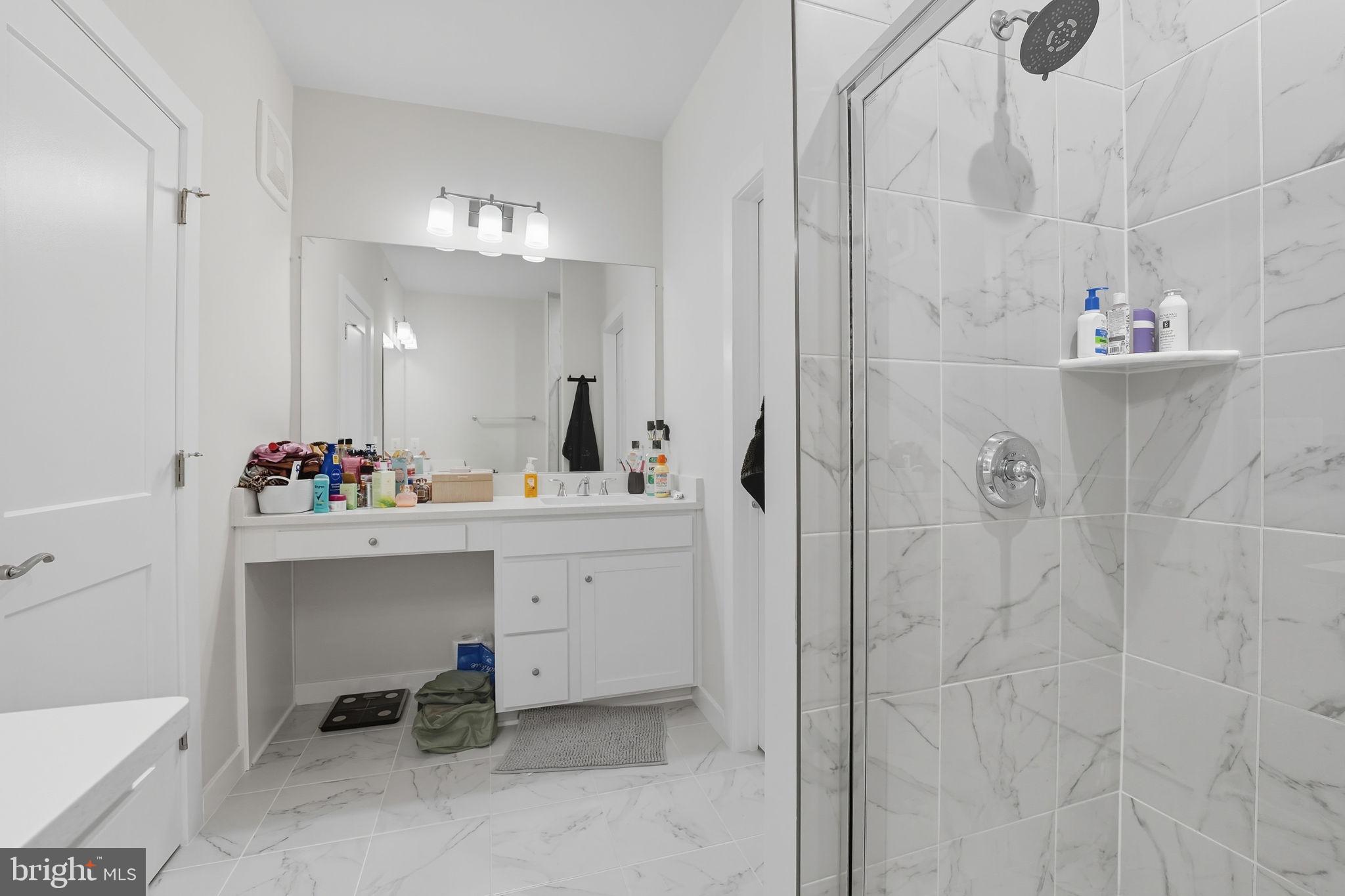 VILLAGE AT MANASSAS PARK - Residential Lease