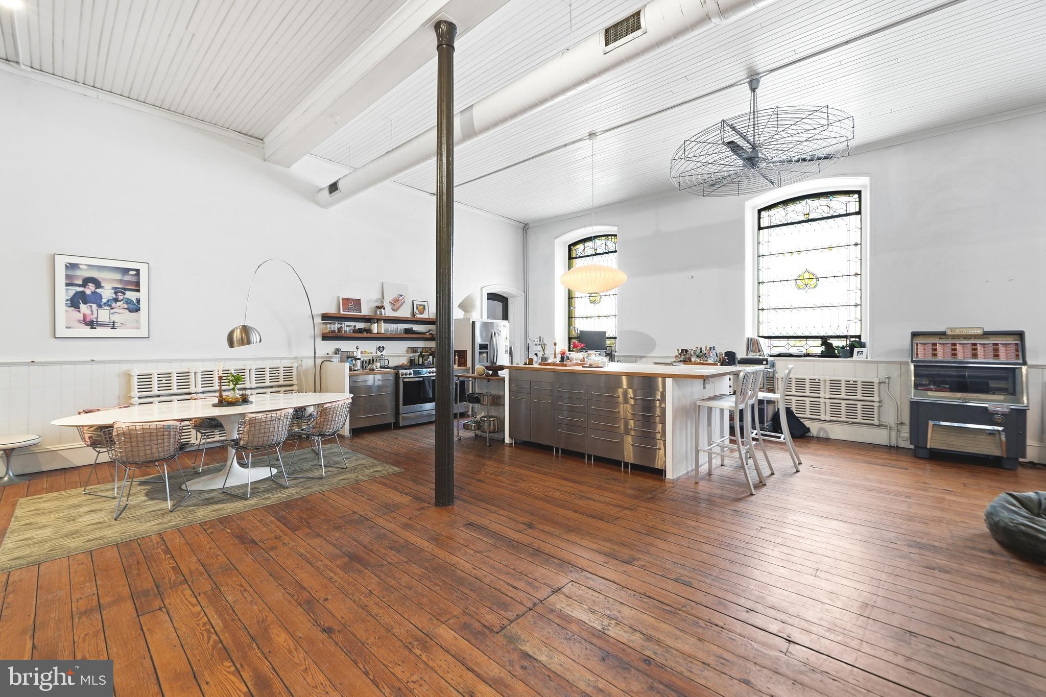 1345 E SUSQUEHANNA AVENUE